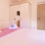 Nicolara By Rent Istria בוזט