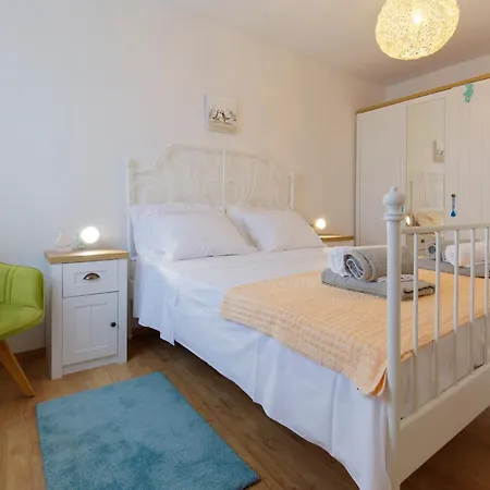 别墅 Nicolara By Rent Istria *